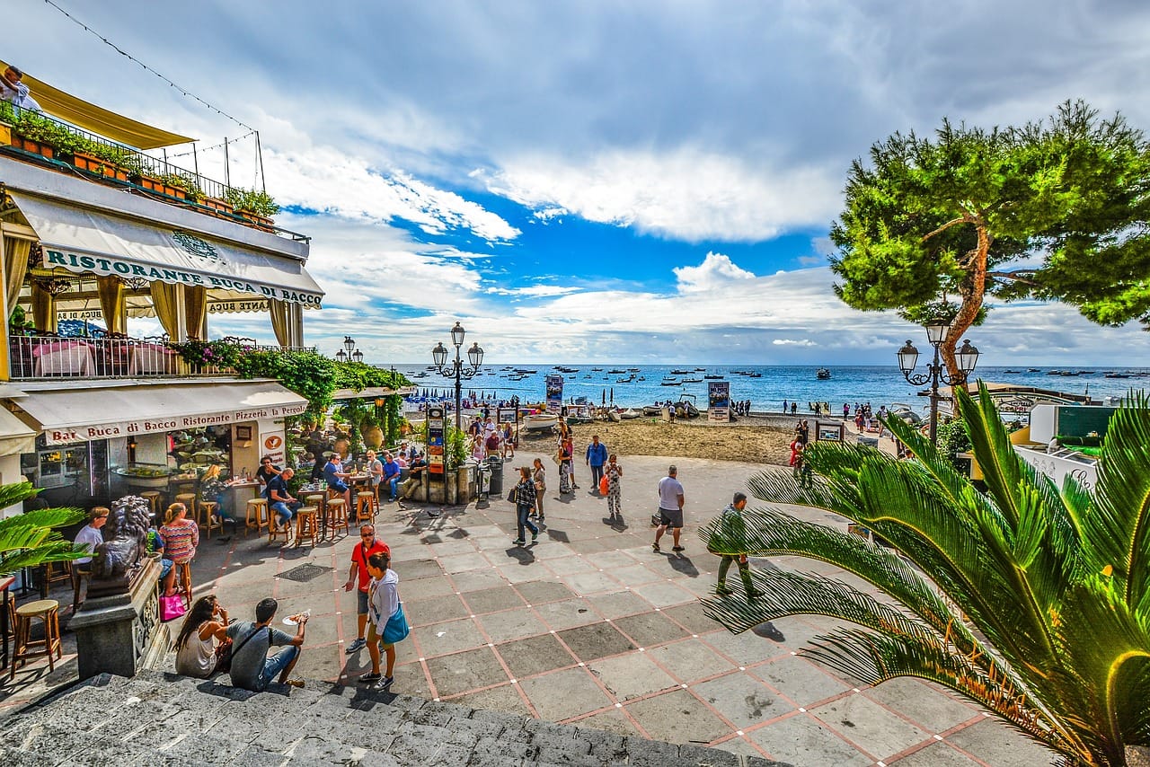 arriving to Positano