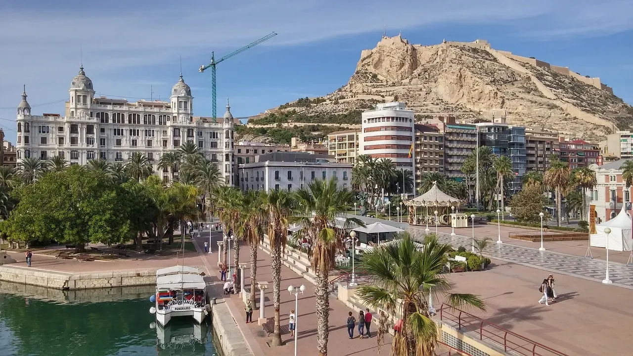 santa-barbara-castle