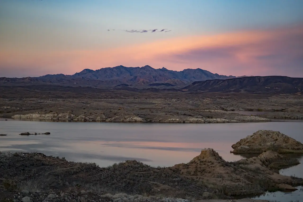 Spend a Day at  lake mead